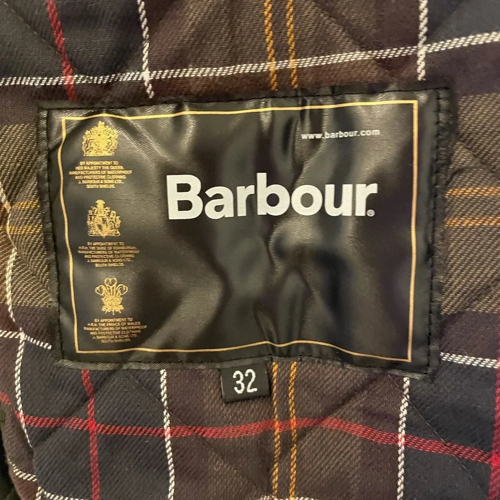 Barbour Size 32 Zip In Liner Vest - Picture 5 of 6